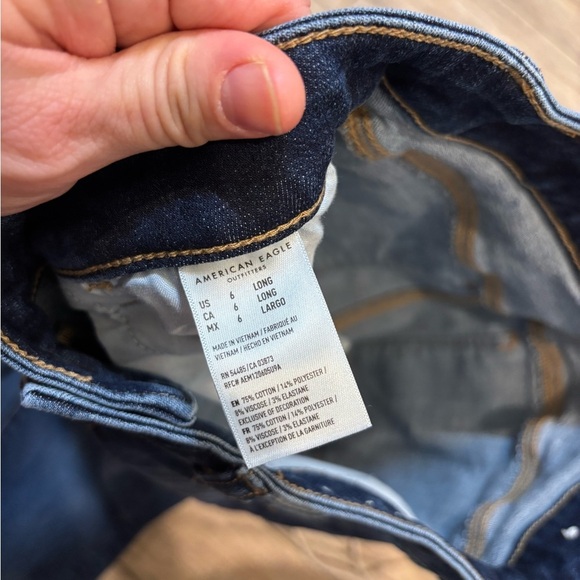 Women's Blue Jeans - Picture 3 of 6